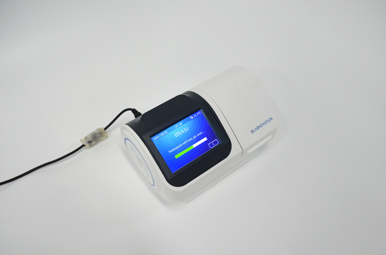Analizzatore di Opreation POCT HbA1c di punto dell'analizzatore uno di ematologia dell'intero sangue per prova medica